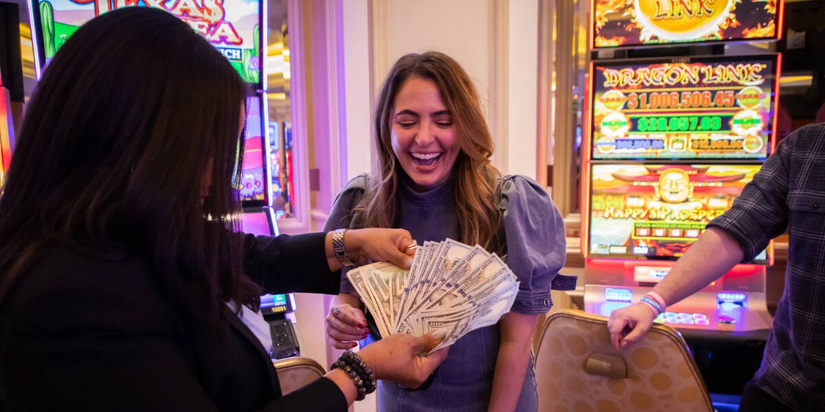 How Influencers Make Money From Gambling Content and the Challenges