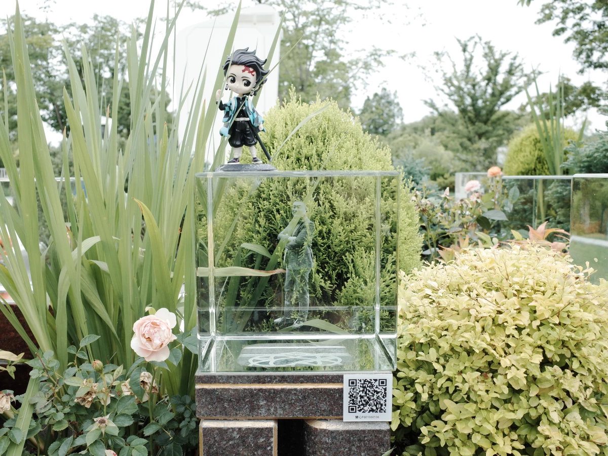 In the digital cemetery created by Fu Shou Yuan in Shanghai, a headstone features a QR code that visitors can scan to access information about the deceased and pay tribute online.