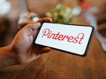 Should You Bet on Pinterest (PINS) Ahead of Q2 Earnings Release?