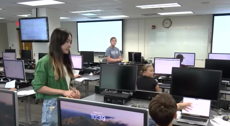 High school students learn the power and ethics of AI at University of Rochester summer camp