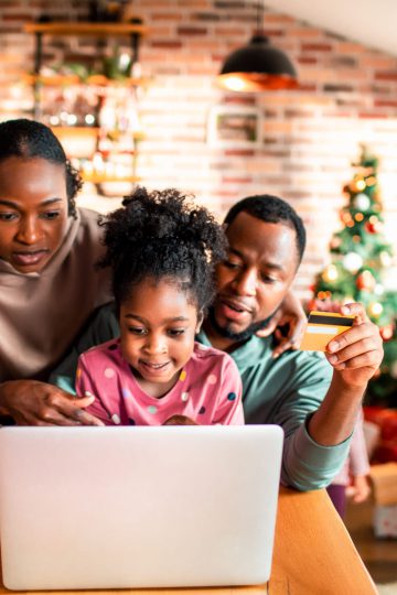 6 E-Commerce Marketing Tips for a Successful Holiday Season