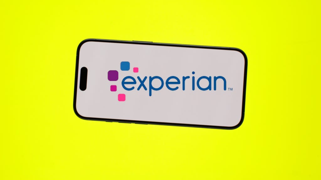 Experian Identity Theft Protection Service Review: Best Free Tier