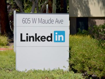 LinkedIn now using personal data to train generative AI models