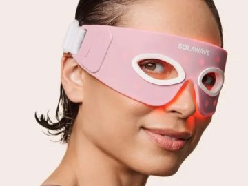 There’s a Brand New Solawave Device on the Block, and It’s a Must-Have for Targeting Crow’s Feet and Eye Bags