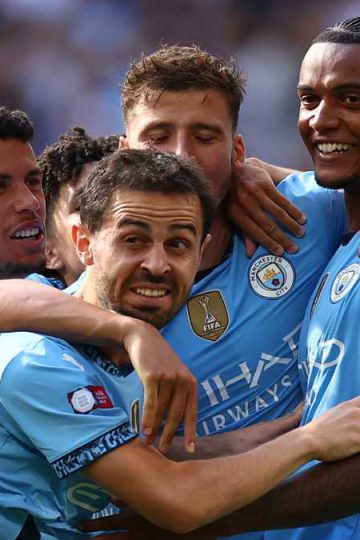 Manchester City Midfielder Questioned by Police After Man’s Phone Is Found in His Possession