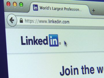  7 tips for a better LinkedIn profile