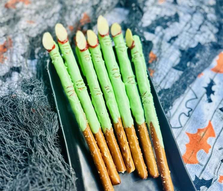 Witch finger pretzel treats