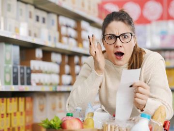 Stop Overpaying! 21 Ways You’re Wasting Money at the Supermarket 