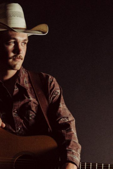 Country star Zach Top says ‘life’s too fast’ after ditching farm life for music career