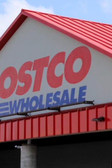 8 Ways To Best Budget When Shopping at Costco