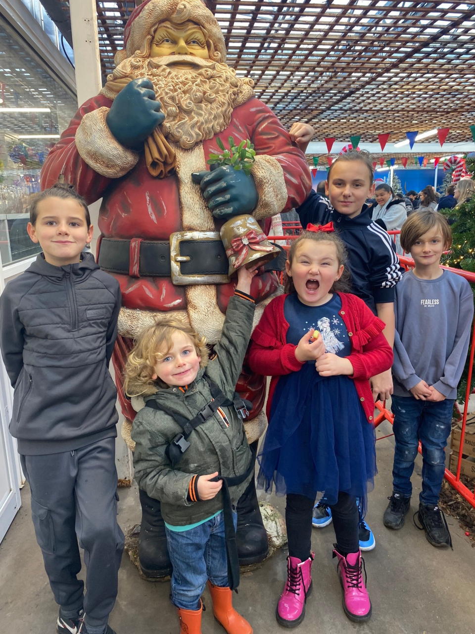 Five of the O'Rourke children pictured at Christmas time. (Joanne O'Rourke/SWNS)