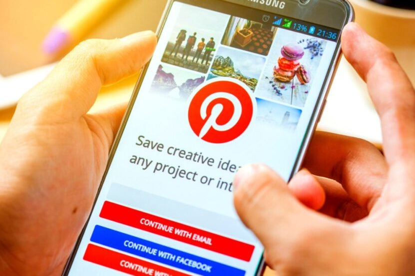 Pinterest Reports Healthy Q3, Q4 Guidance Disappoints: 6 Analysts Cut Forecasts — Will AI Tools ‘Start To Help’ In 2025? – Pinterest (NYSE:PINS)