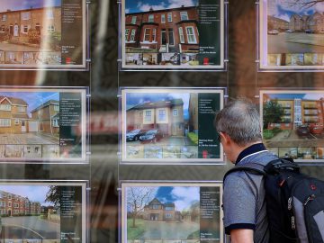 Money blog: Mortgage markets have started reacting to budget – with product withdrawals and rate hikes | Money News