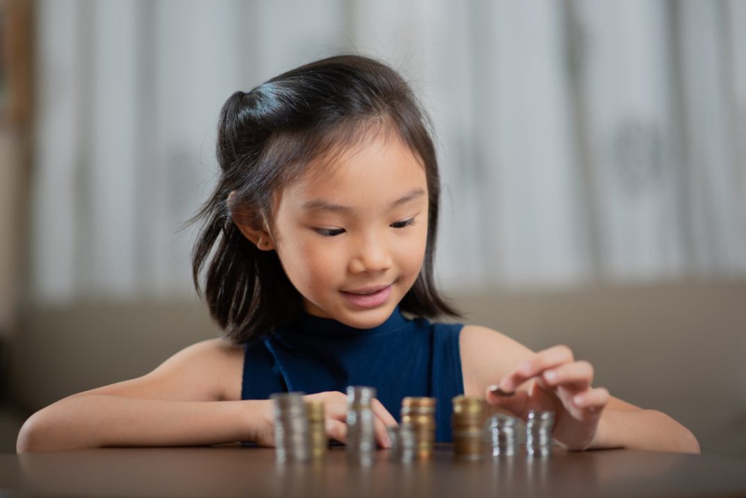 Teaching kids about money: Practical, effective, and real-life tips from parents and finance pros, Lifestyle News