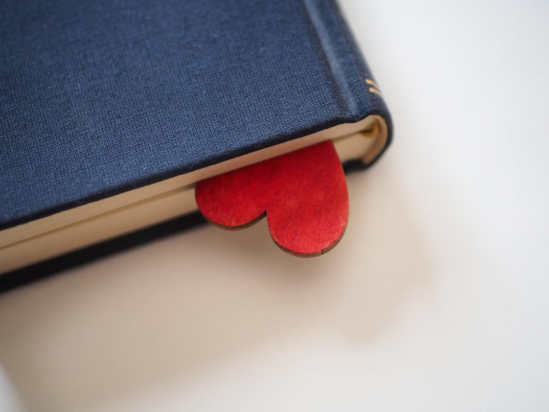 Make Money by Designing “Breakup Boxes” for Newly Single People