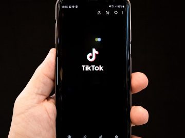 How Many Followers on TikTok to Get Paid: Real Numbers & Tips