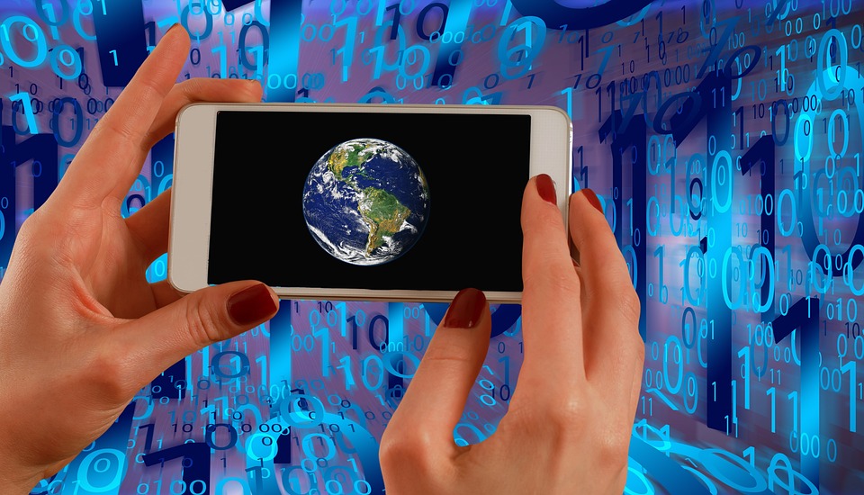 The Great SaaS Unbundling: Why Full-Stack AI is the New Frontier