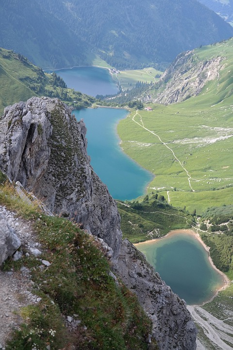 FLUX.2 Image Generation Models Now Released