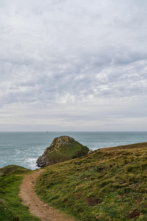 Randy Travis Has a New Song. And No, It’s Not AI