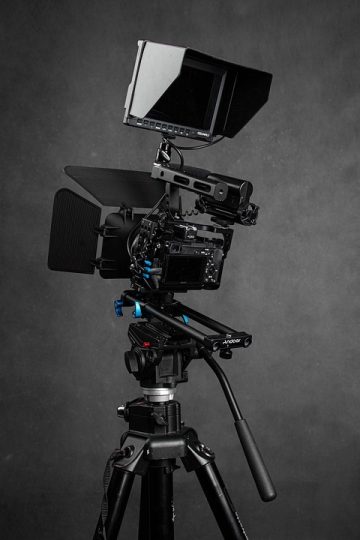 Machines spot deepfake pictures better than humans, but people outperform AI in detecting deepfake videos