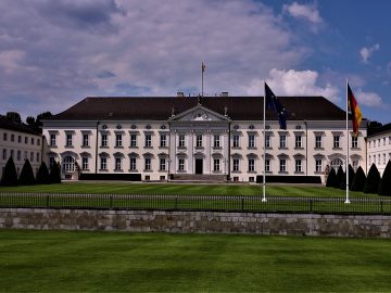 Trump DOT Plans to Use Google Gemini AI to Write Regulations — ProPublica