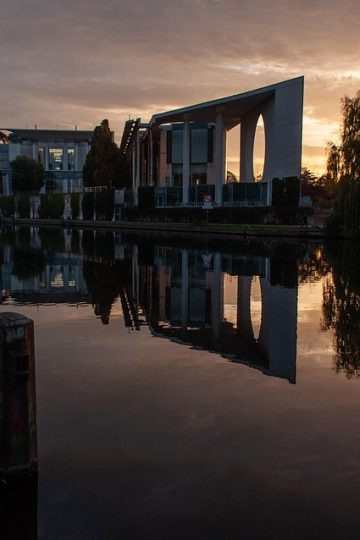 Legal Hurdles Await Trump’s AI Executive Order