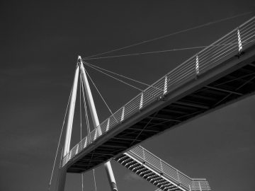 Is Xometry’s (XMTR) New AI Quoting Upgrade Quietly Reshaping Its Competitive Moat?