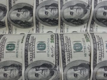 How Do Formula 1 Teams Actually Make Money?