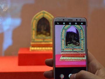 Pfizer rebuked by FDA for misleading Adcetris ads on Facebook