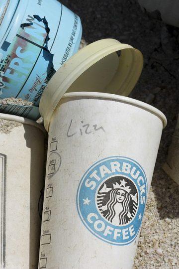 How To Use LinkedIn To Show Your Boss You Are A Leader
