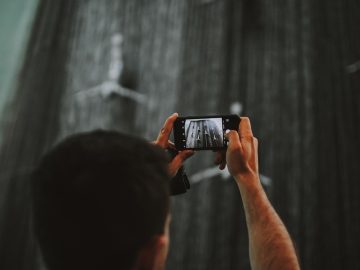 Best Time To Post on Instagram in 2026: A Complete Guide