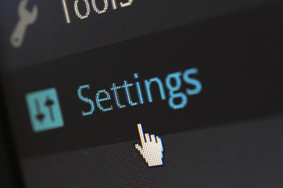 10 Tools to Run AI Locally on Windows 11