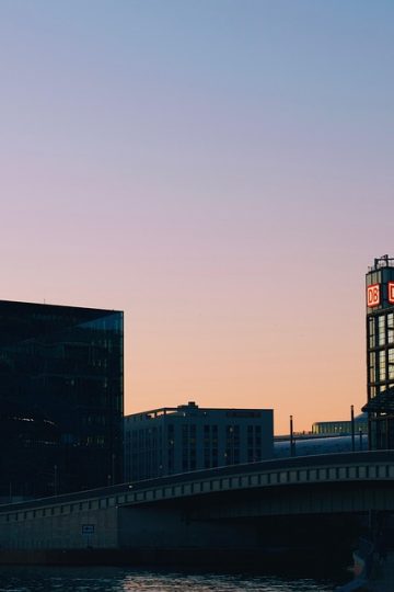 Trump’s AI Model Executive Order Poses First Amendment Questions